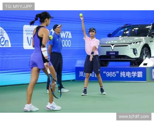 网球球童一般能干几年及其职业发展与成长经历探秘 网球球童一般能干几年及其职业发展与成长经历探秘