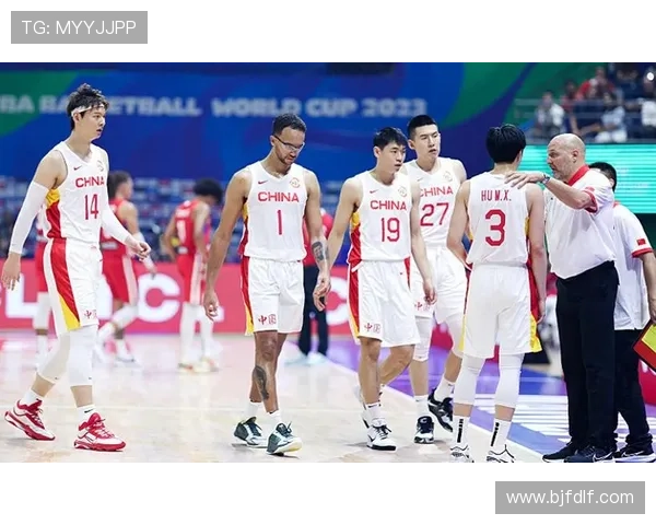 中国男篮迎战澳大利亚力争晋级世界杯四强,关键战役备受关注 中国男篮迎战澳大利亚力争晋级世界杯四强,关键战役备受关注