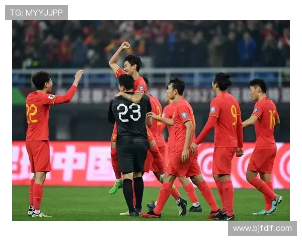 国足世预赛关键战迎强敌主帅调整阵容冲击出线希望球迷期待稳定发挥