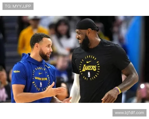 詹姆斯率湖人险胜勇士 库里空砍45分难救主 双方鏖战至最后一秒